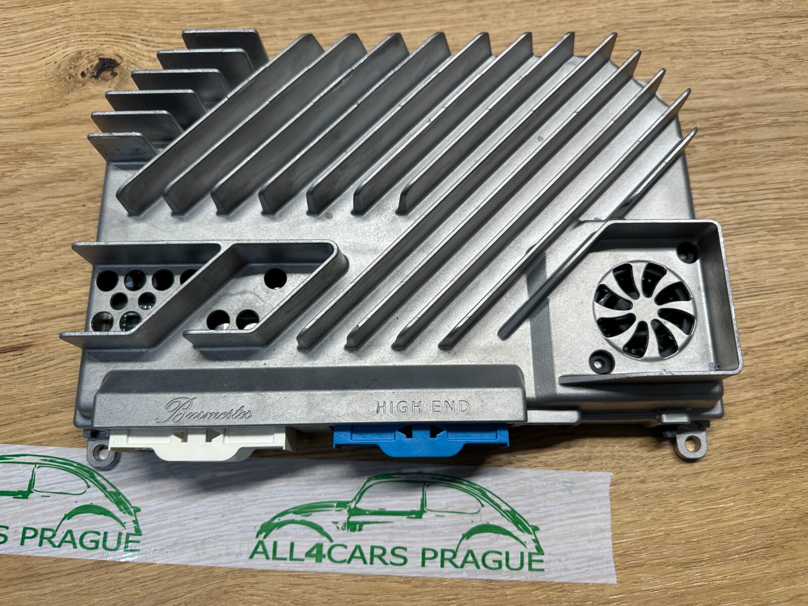 A0009007439 MERCEDES-BENZ W192 W223 W232 VERSTARKER BURMESTER A0009007439 OE NEU