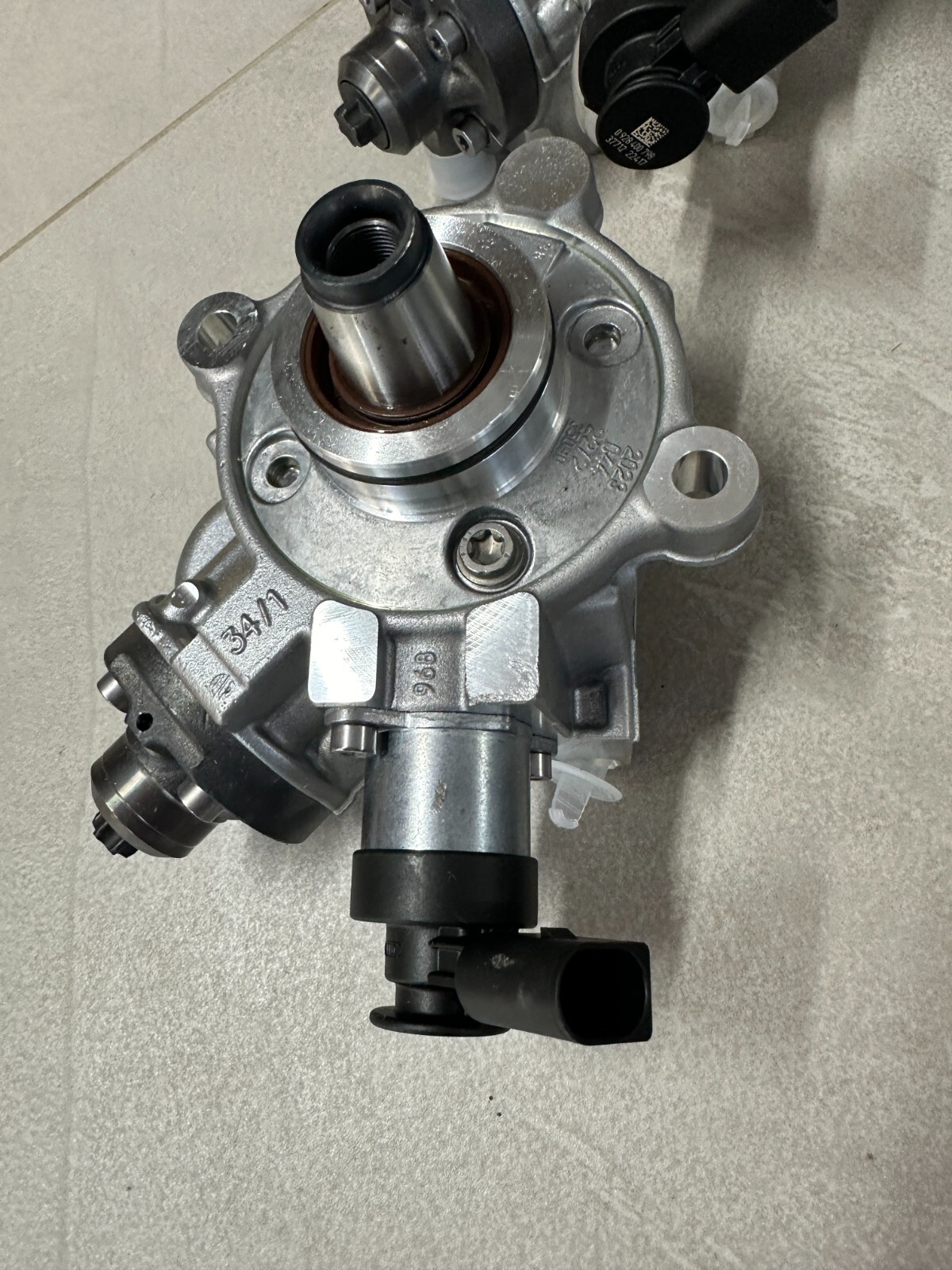 A6540708401 MERCEDES BENZ HOCHDRUCK DIESELPUMPE A6540708401 ORIG. MERCEDES NEU ! - Obrázek 14