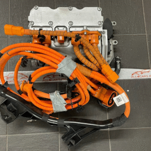 AUDI A3 LEISTUNGS UND STEUERELEKTRONIK FÜR ELEKTROANTRIEB 5G0907070D FAST NEU...