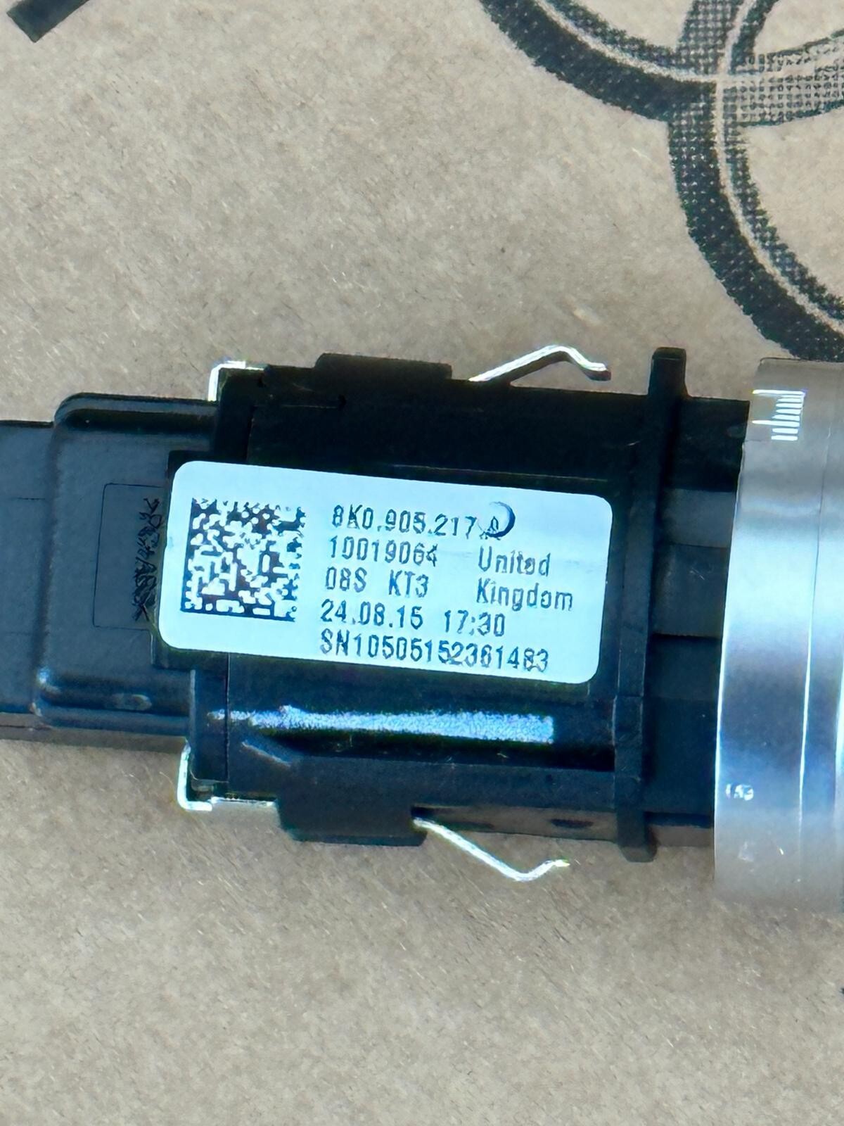 AUDI A4 A5 Q5 START KNOPF START STOP MOTORSTART KNOPF 8K0905217A ORIG.FAST NEU - Obrázek 12