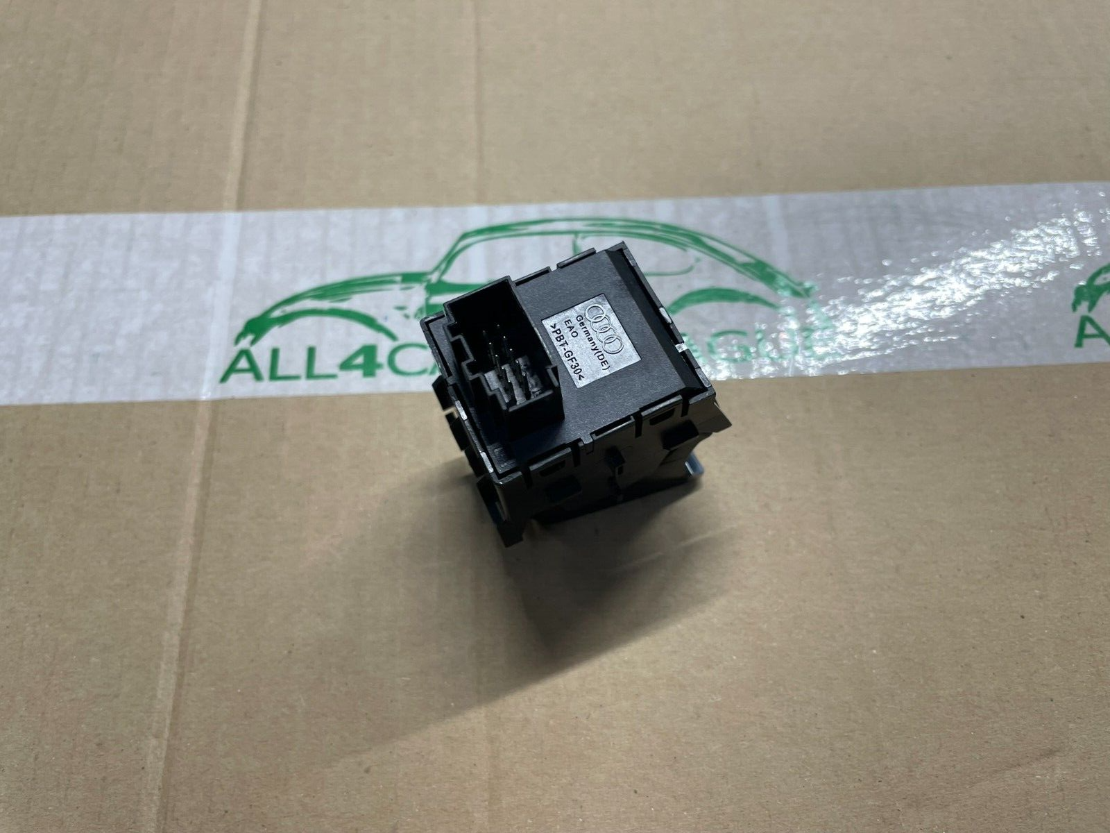 AUDI A4 A5 Q7 SCHALTER FÜR ELEKTROMECHANISCHE FESTSTELLBREMSE 4M1927225A NEU - Obrázek 18