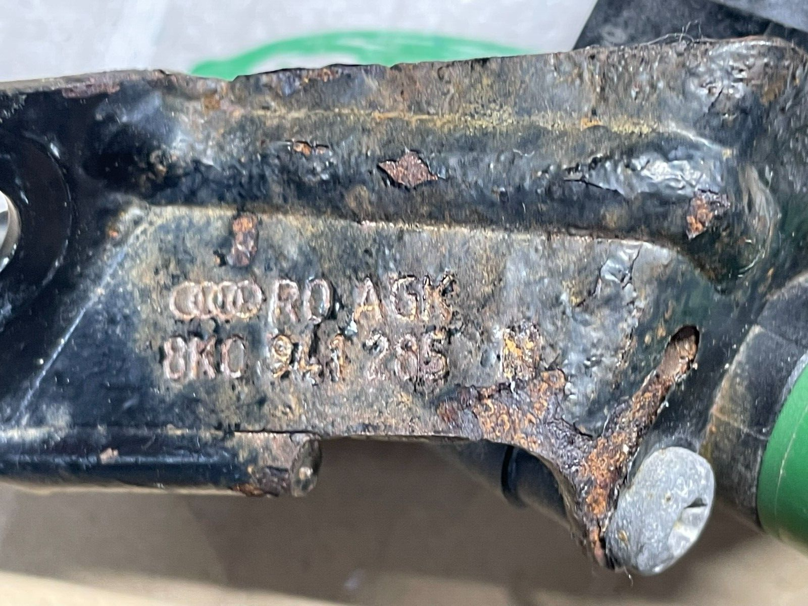 AUDI A5 NIVEAUSENSOR LEUCHTWEITENREGELUNG VORNE LINKS 8K0941285N 8K0907503 ORIG - Obrázek 8