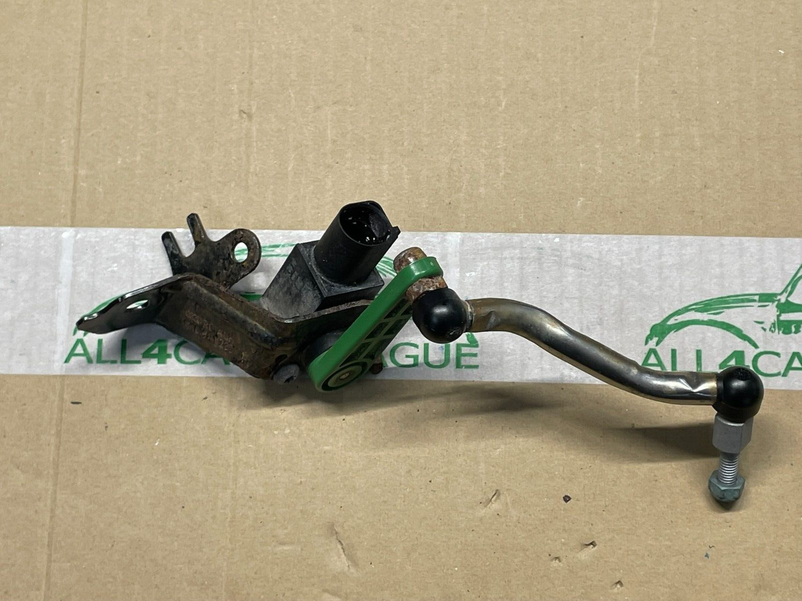 AUDI A5 NIVEAUSENSOR LEUCHTWEITENREGELUNG VORNE LINKS 8K0941285N 8K0907503 ORIG - Obrázek 10