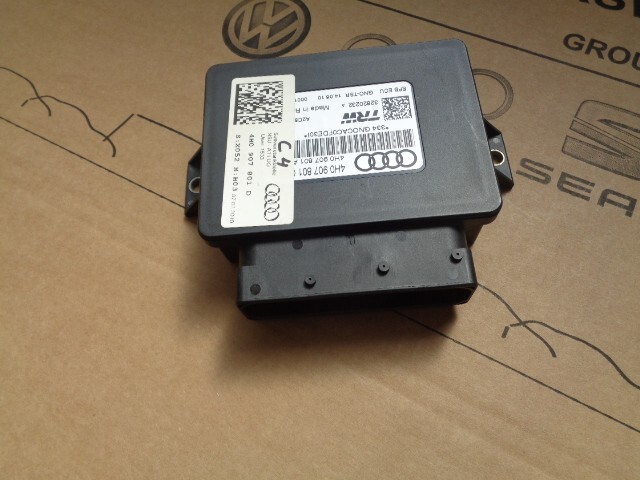 AUDI A6 A7 A8 STEUERGERÄT ELEKTROMECHANISCHE FESTSTELLBREMSE 4H0907801D Fast Neu - Obrázek 10