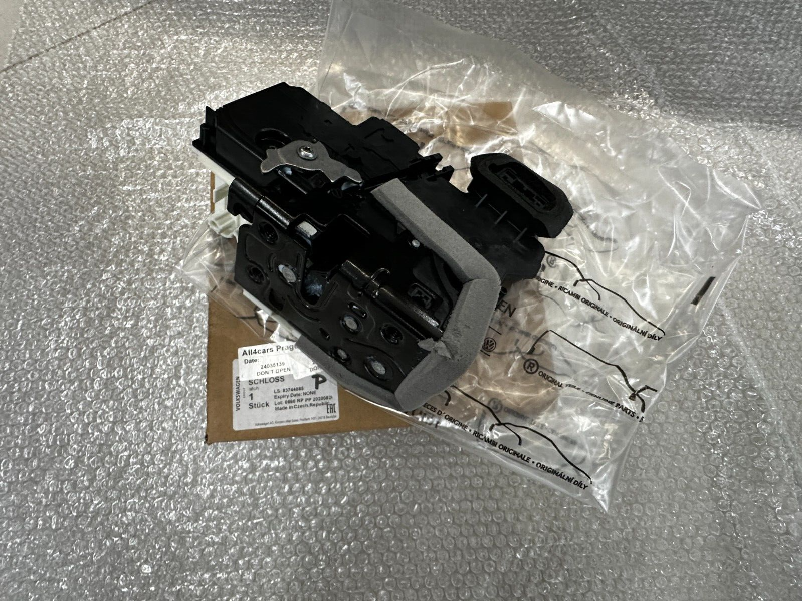 AUDI A6 A7 Q8 E-TRON TÜRSCHLOSS RECHTS HINTEN 4K0839016P ORIG.NEU!! - Obrázek 13