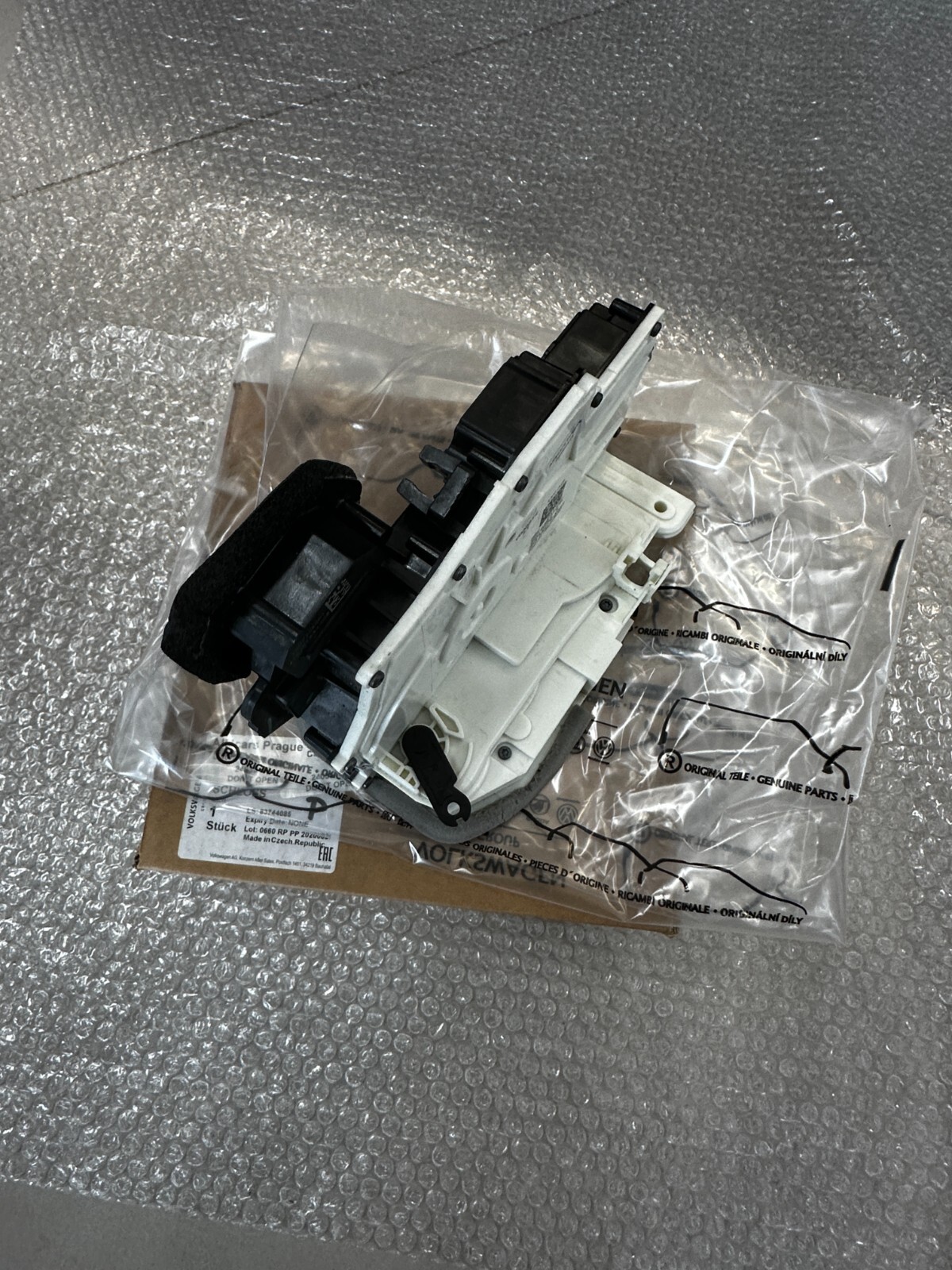 AUDI A6 A7 Q8 E-TRON TÜRSCHLOSS RECHTS HINTEN 4K0839016P ORIG.NEU!! - Obrázek 10