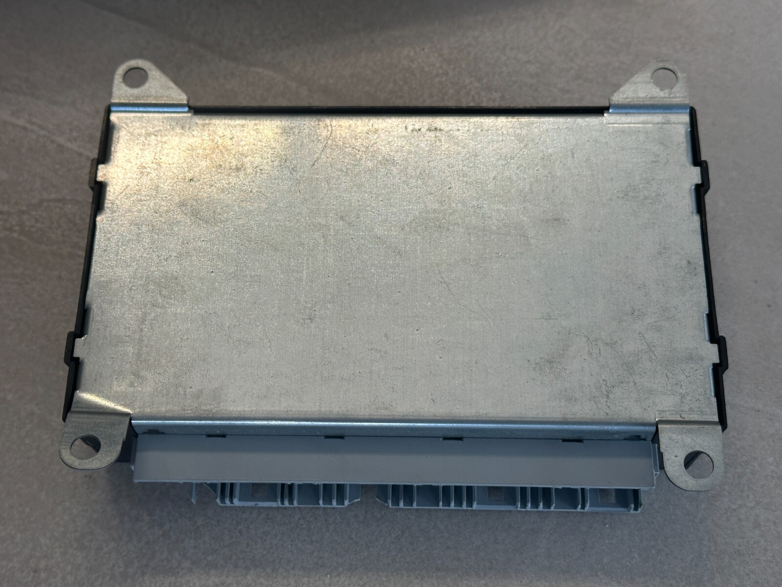 AUDI A6 FAHRWERKSTEUERGERÄT FÜR NIVEAUREGELUNG 4F0910553 FAST NEU DEMONT V TEST. - Obrázek 9