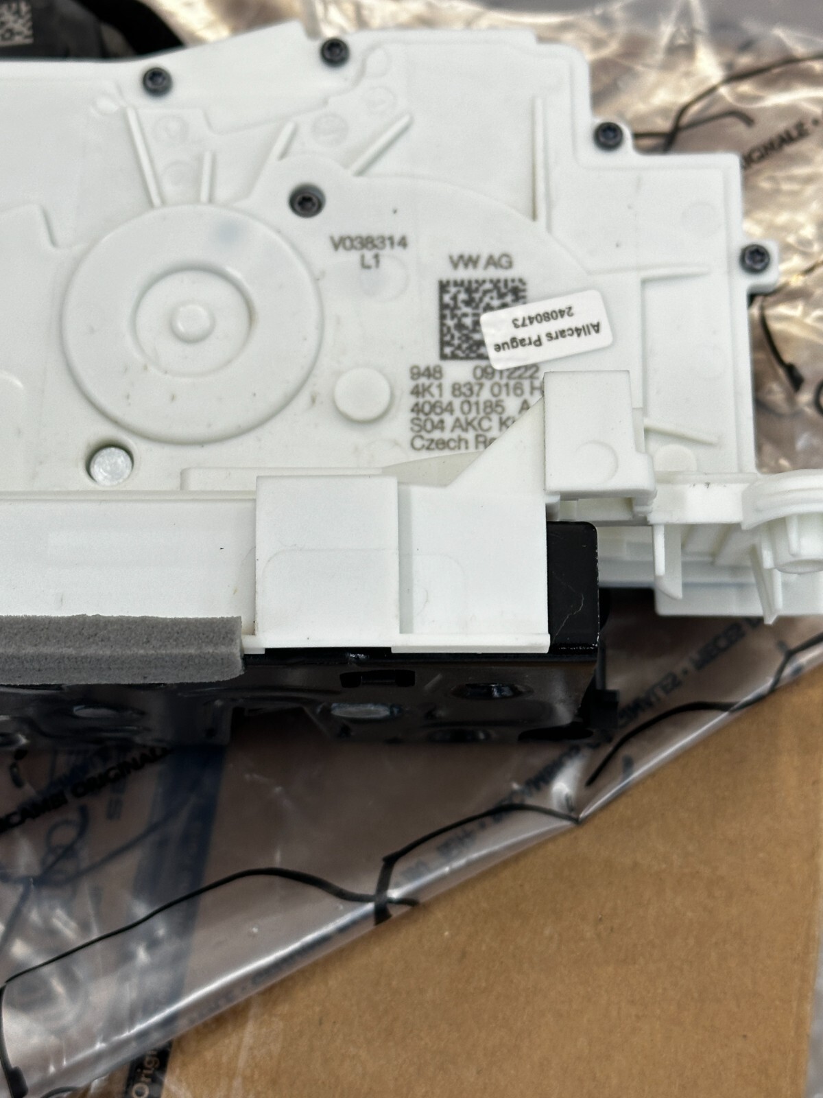 AUDI A6 RS6 A7 S7 Q8 E-TRON TÜRSCHLOSS RECHTS HINTEN 4K1837016H ORIG.NEU!! - Obrázek 9