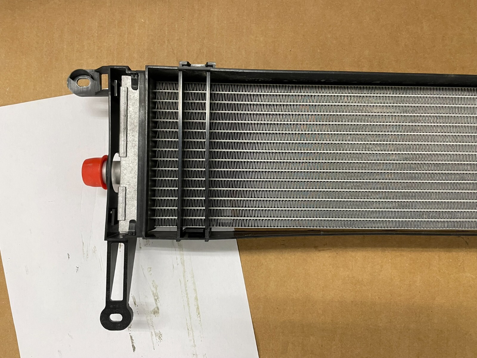 AUDI A6, VW TOUAREG 3.0 BEN ZUSATZKÜHLER FÜR KÜHLMITTEL 7P0121212A ORIG FAST NEU - Obrázek 9