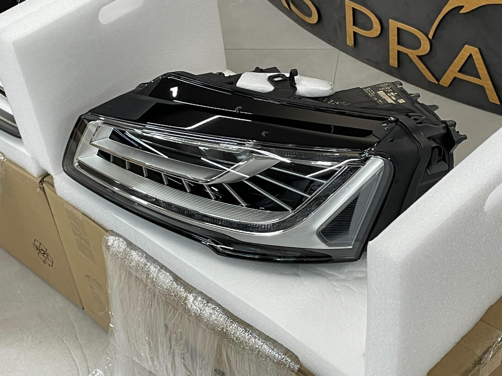 AUDI A8 4H D4 FACELIFT SCHEINWERFER LED SATZ 4H0941773B - 4H0941774B ORIG.NEU - Obrázek 13