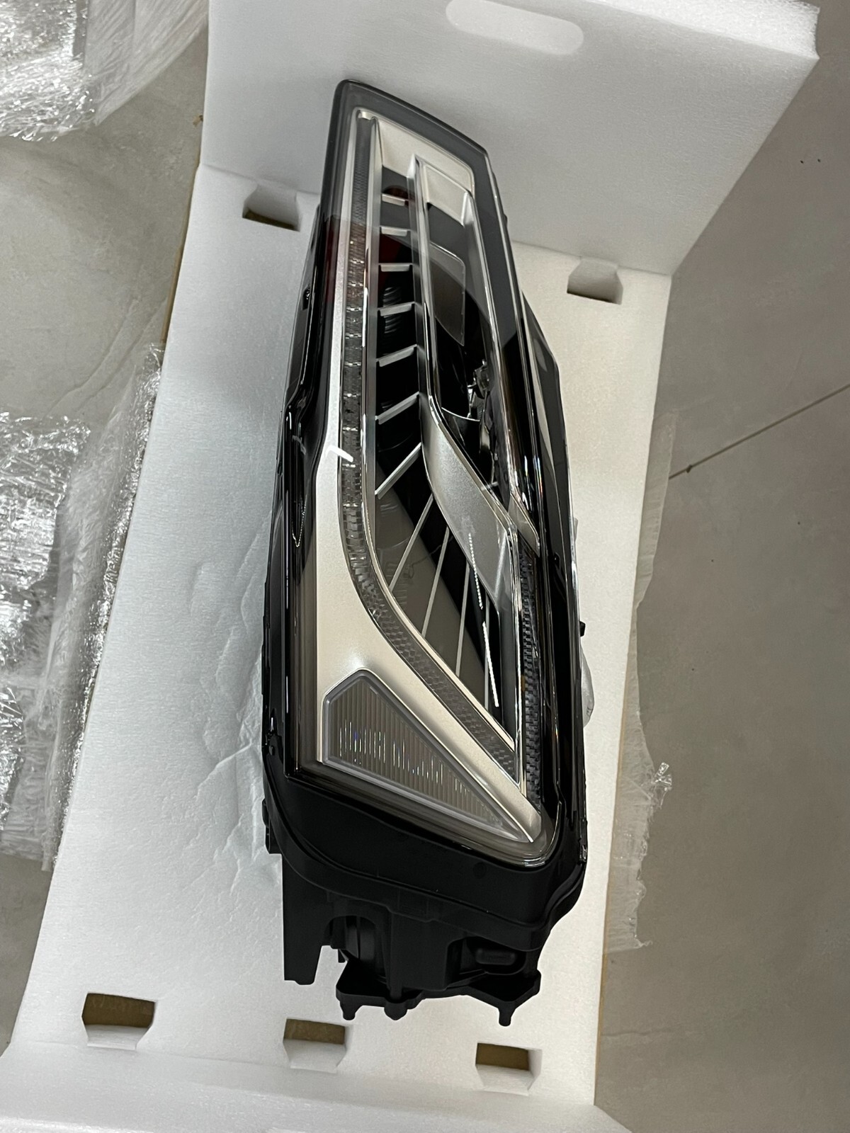 AUDI A8 4H D4 FACELIFT SCHEINWERFER LED SATZ 4H0941773B - 4H0941774B ORIG.NEU - Obrázek 21