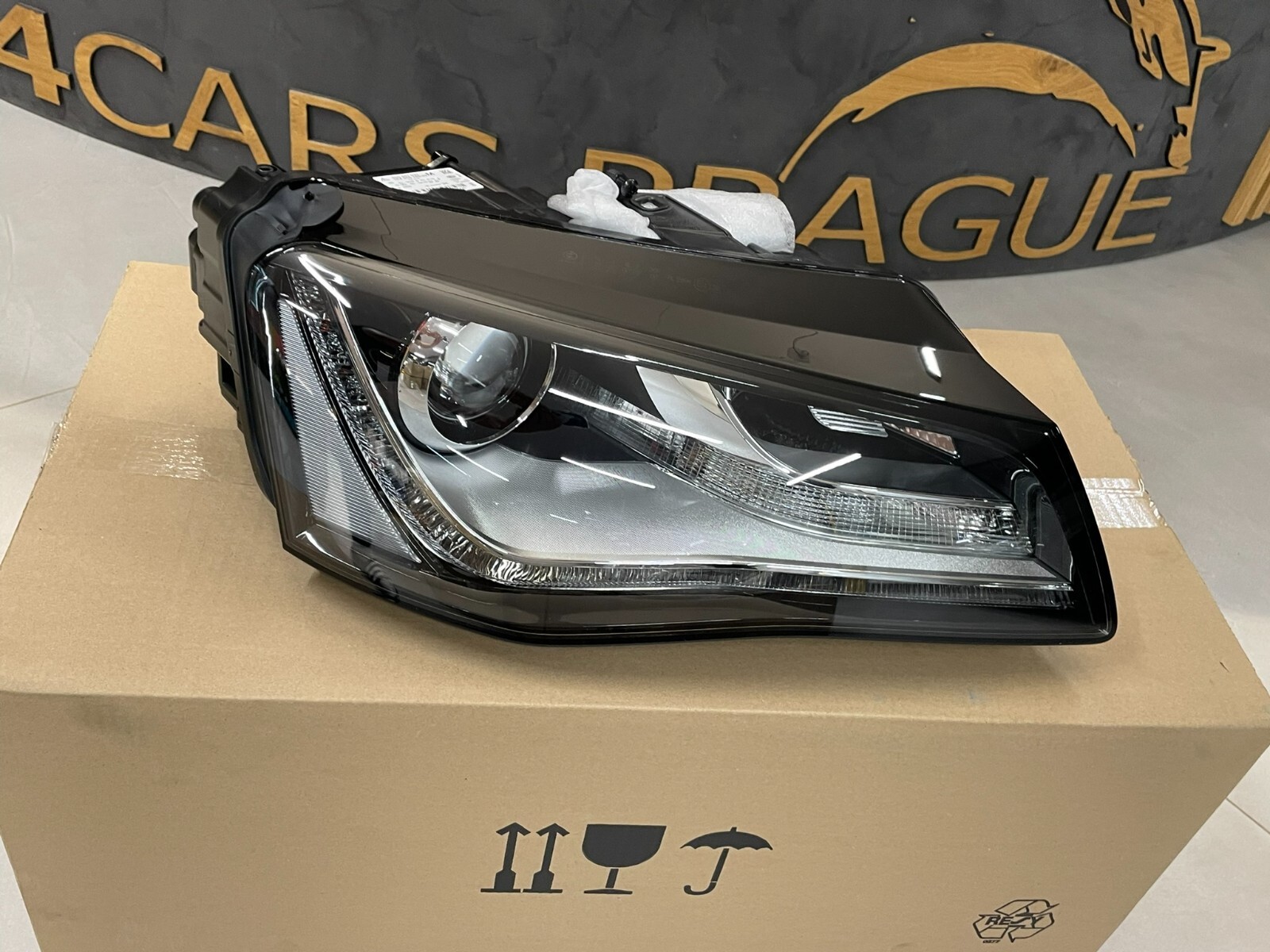 AUDI A8 D4 FRONTSCHEINWERFER BI-XENON RECHTS 4H0941030M = 4H0941030BM ORIG. NEU - Obrázek 3