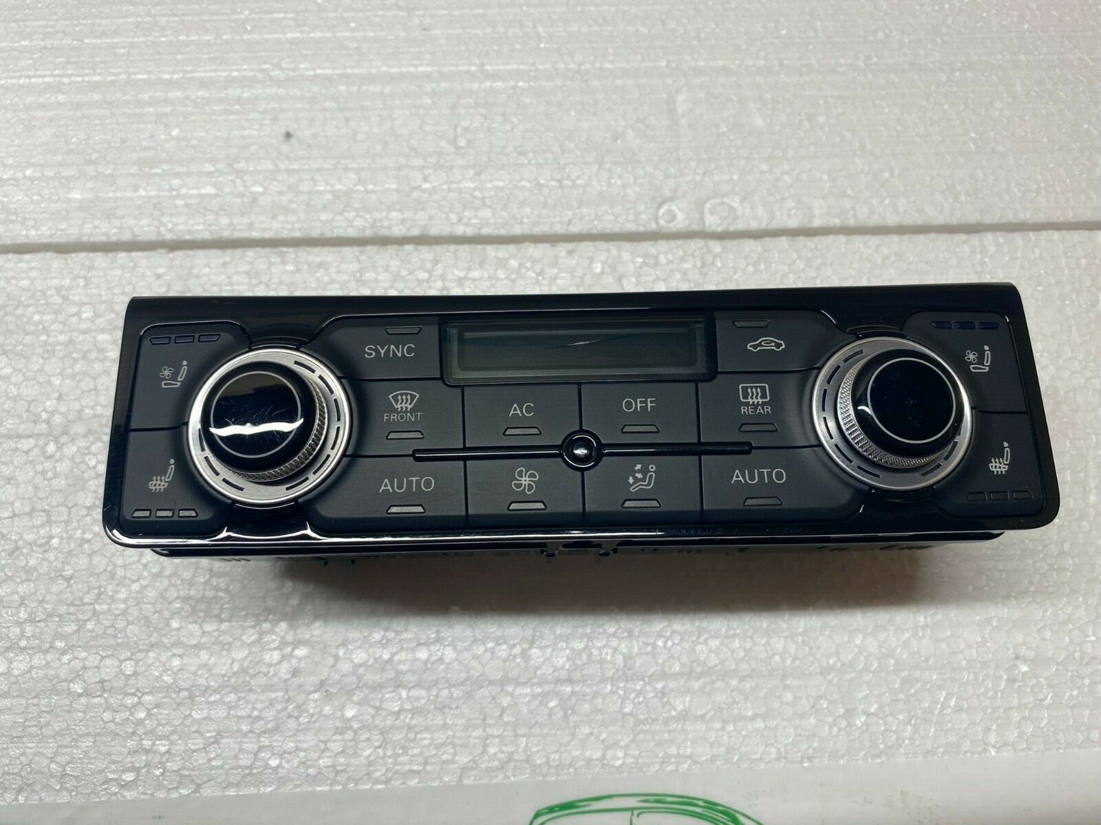 AUDI A8 KLIMABEDIENTEIL KLIMA BEDIENTEIL SITZHEIZUNG BELÜFTUNG 4H0820043E ORIG - Obrázek 6