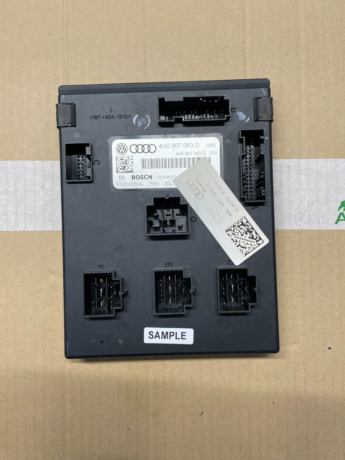 AUDI A8 VW TOUAREG 7P BCM STEUERGERÄT BORDNETZ STEUERGERÄT 4H0907063D Fast Neu..