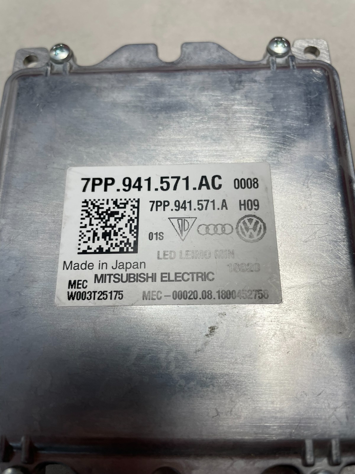 AUDI A8/S8 LED SCHEINWERFER STEUERGERÄT 7PP941571AC ORIGINAL NEU!!!! - Obrázek 3