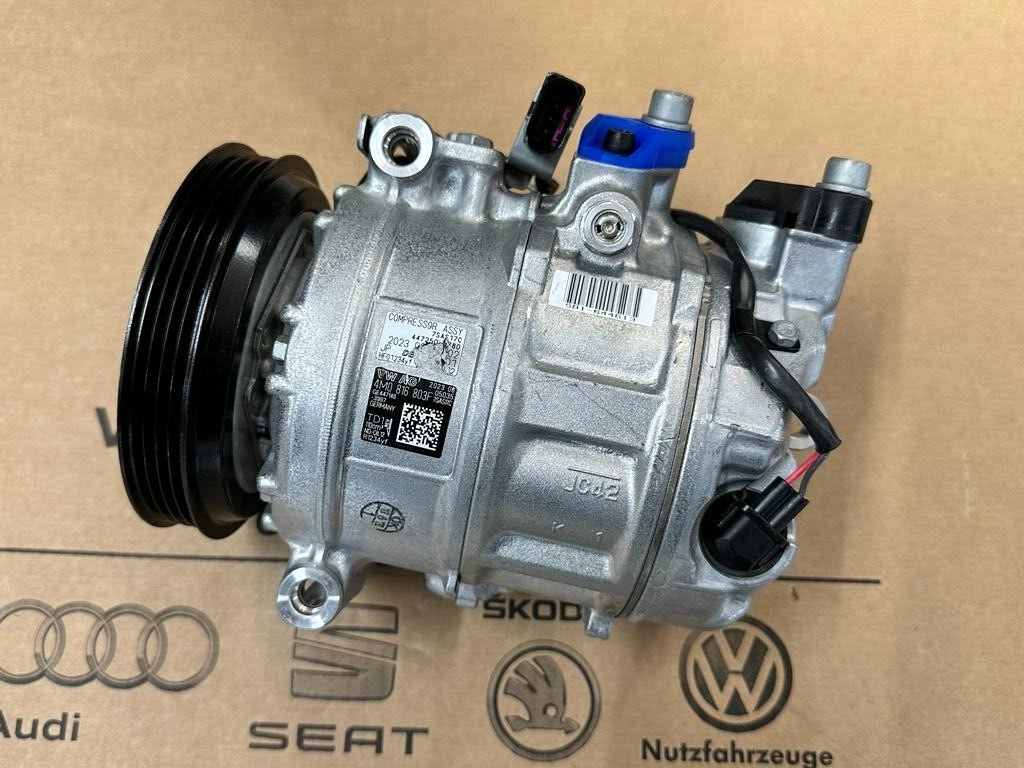 AUDI AC KLIMAKOMPRESSOR AUDI Q7, Q8 4M AC KLIMAKOMPRESSOR 4M0816803F ORIG. NEU!