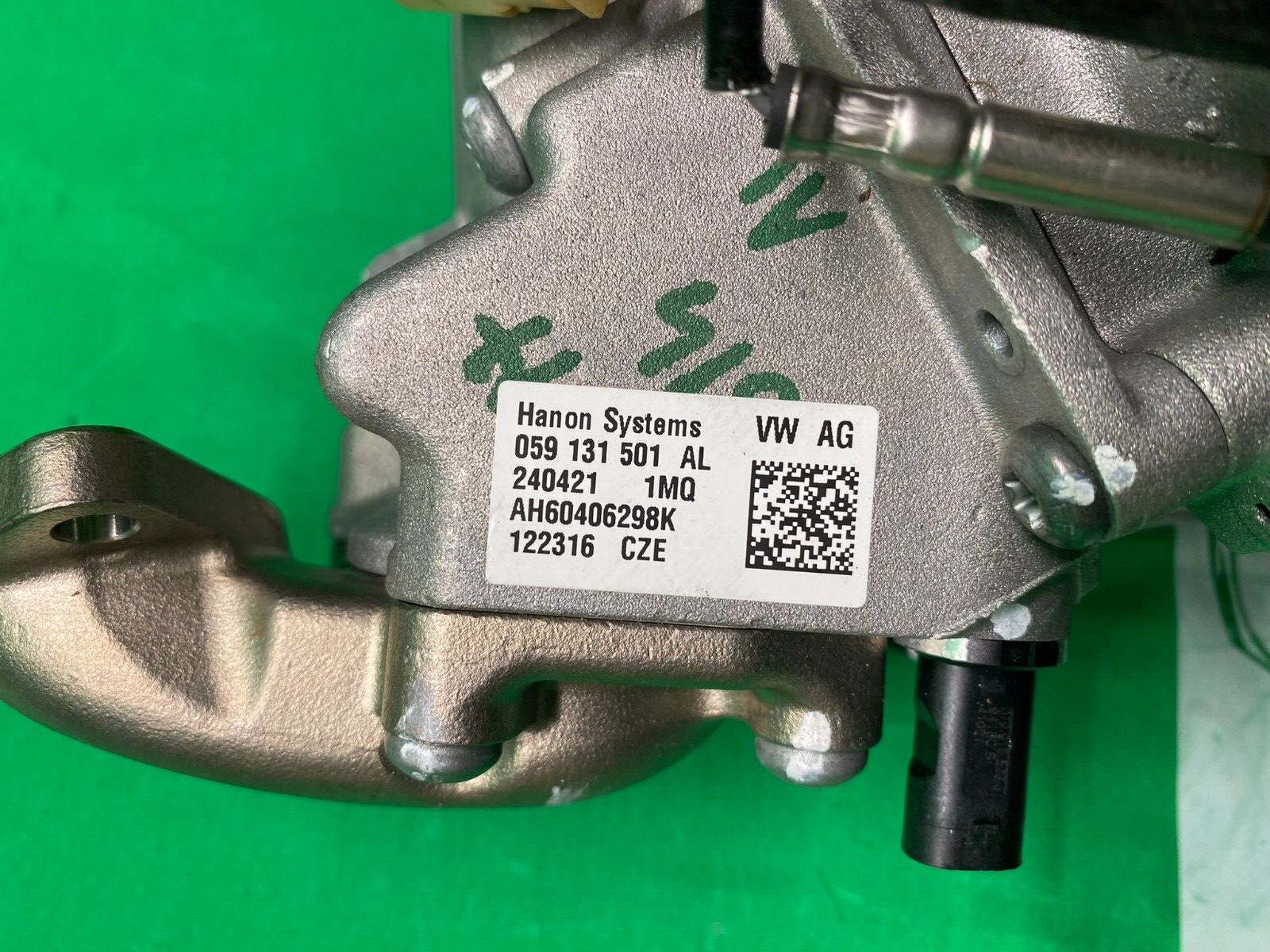 AUDI AGR VENTIL + ABGASRÜCKFÜHRUNGSVENTIL 059131501AL EGR ABGASKÜHLER ORIG.NEU - Obrázek 12