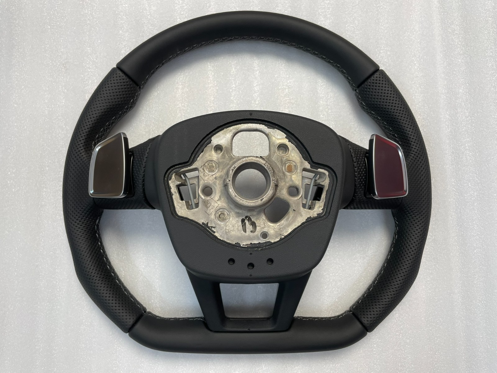 AUDI E-TRON AUDI SPORT LENKRAD S LEDER GELOCHT ABGEFLACHT 4K0419091BE ORIG.NEU - Obrázek 19