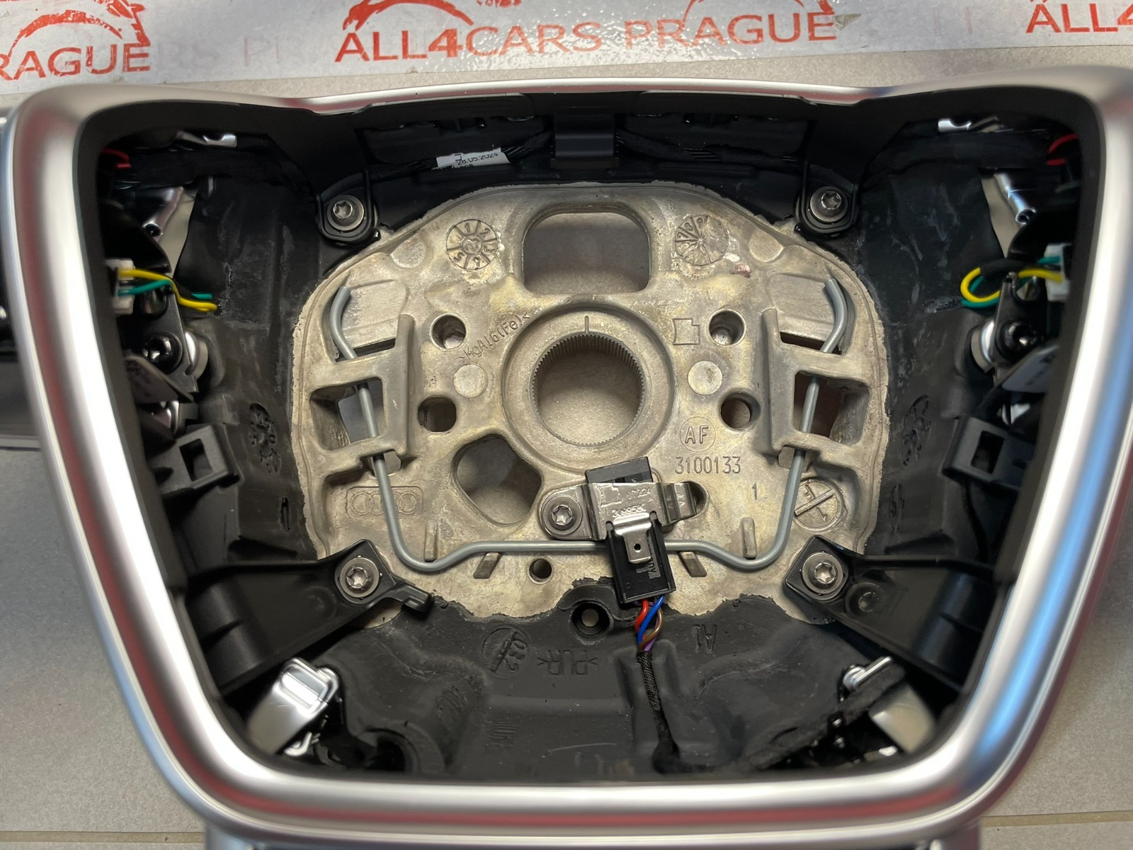 AUDI E-TRON AUDI SPORT LENKRAD S LEDER GELOCHT ABGEFLACHT 4K0419091BE ORIG.NEU - Obrázek 8