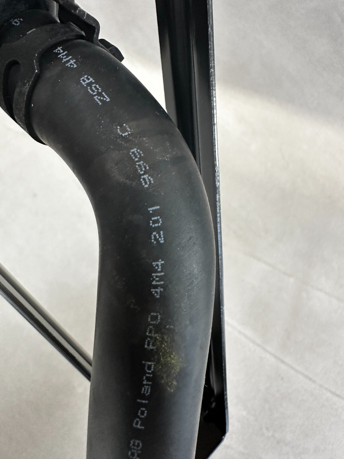 AUDI ENTLÜFTUNGSSCHLAUCH 7L0906243F 4M4201999C 4M0201369B Fast Neu Dem Test Car - Obrázek 4