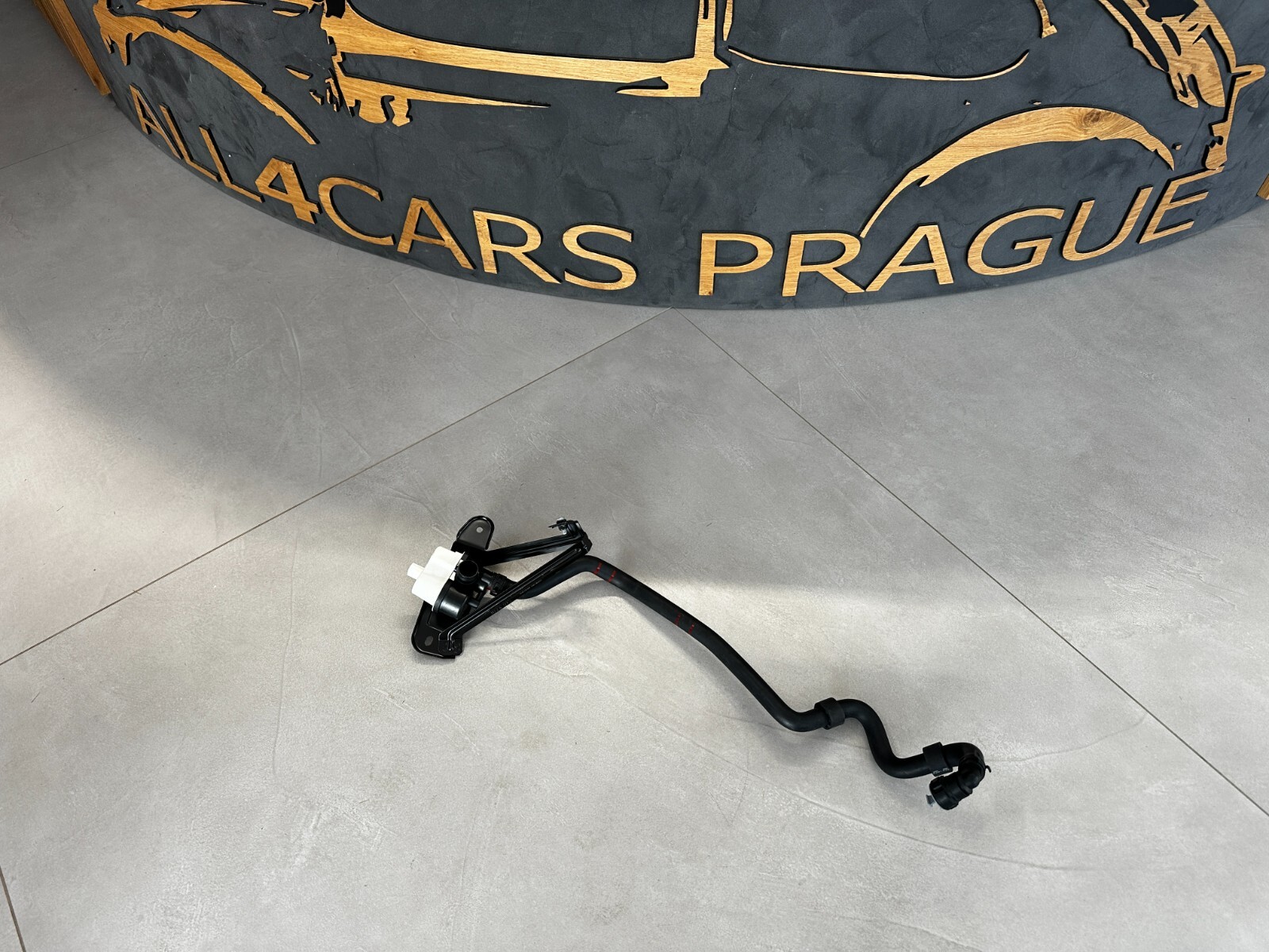 AUDI ENTLÜFTUNGSSCHLAUCH 7L0906243F 4M4201999C 4M0201369B Fast Neu Dem Test Car - Obrázek 8