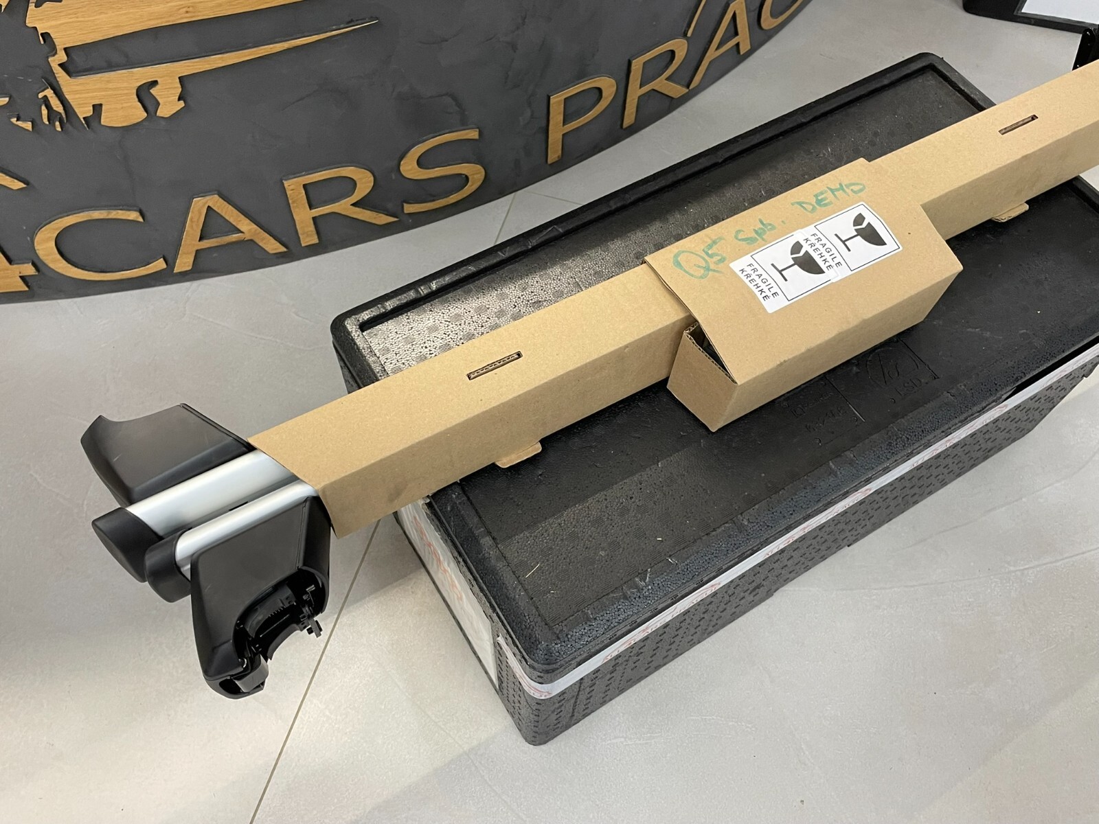 AUDI Q5 SPORTBACK FY GRUNDTRÄGER DACHGEPÄCKTRÄGER 80F860019 ORIG. AUDI NEU TEIL - Obrázek 11