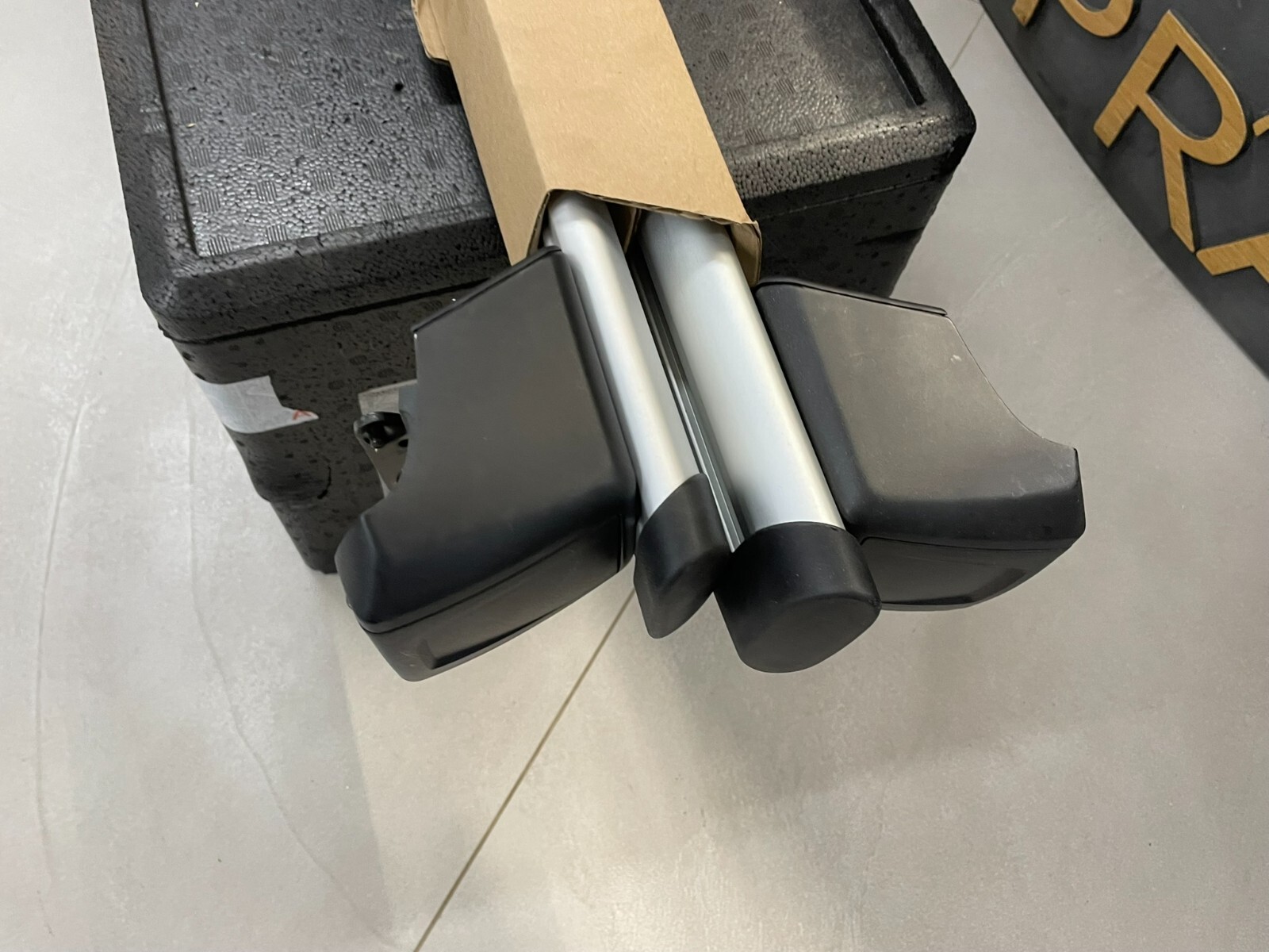 AUDI Q5 SPORTBACK FY GRUNDTRÄGER DACHGEPÄCKTRÄGER 80F860019 ORIG. AUDI NEU TEIL - Obrázek 14