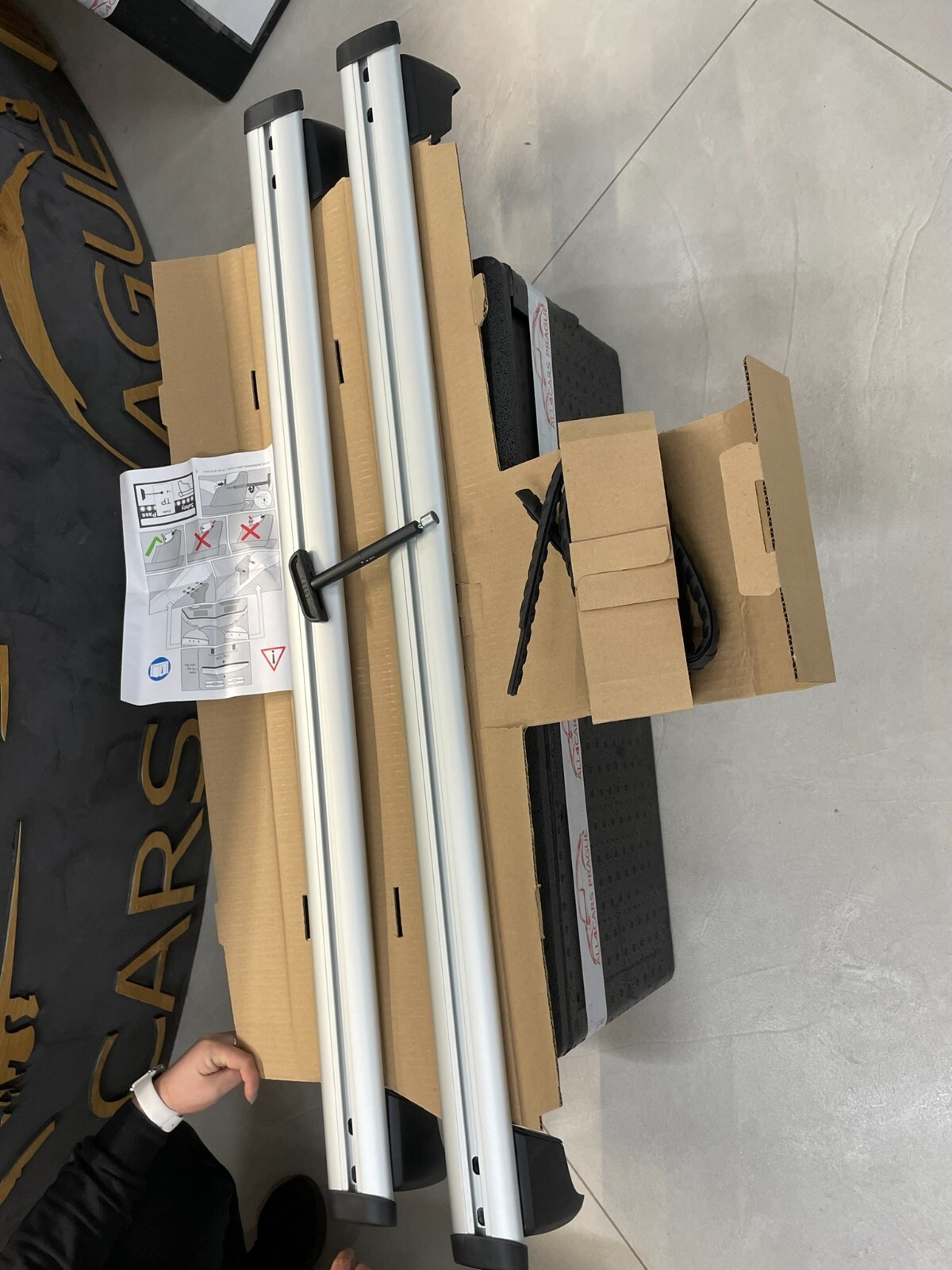 AUDI Q5 SPORTBACK FY GRUNDTRÄGER DACHGEPÄCKTRÄGER 80F860019 ORIG. AUDI NEU TEIL - Obrázek 17