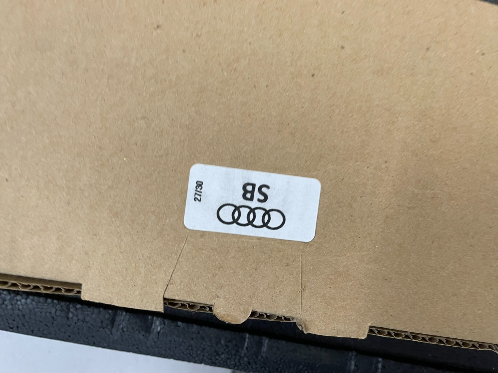 AUDI Q5 SPORTBACK FY GRUNDTRÄGER DACHGEPÄCKTRÄGER 80F860019 ORIG. AUDI NEU TEIL - Obrázek 3