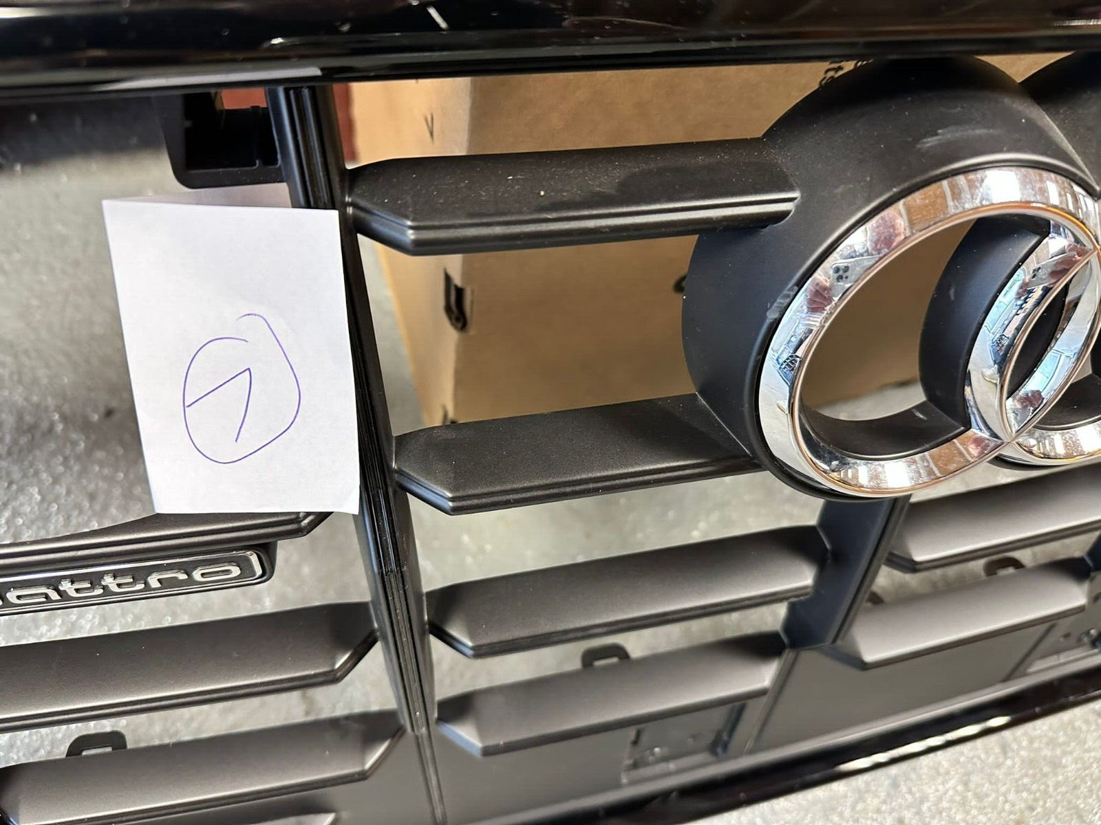 AUDI Q8 KÜHLERGRILL 4M8853651AF 4M8853651AG 4M8853651AH ORIGINAL NO.1 - Obrázek 13