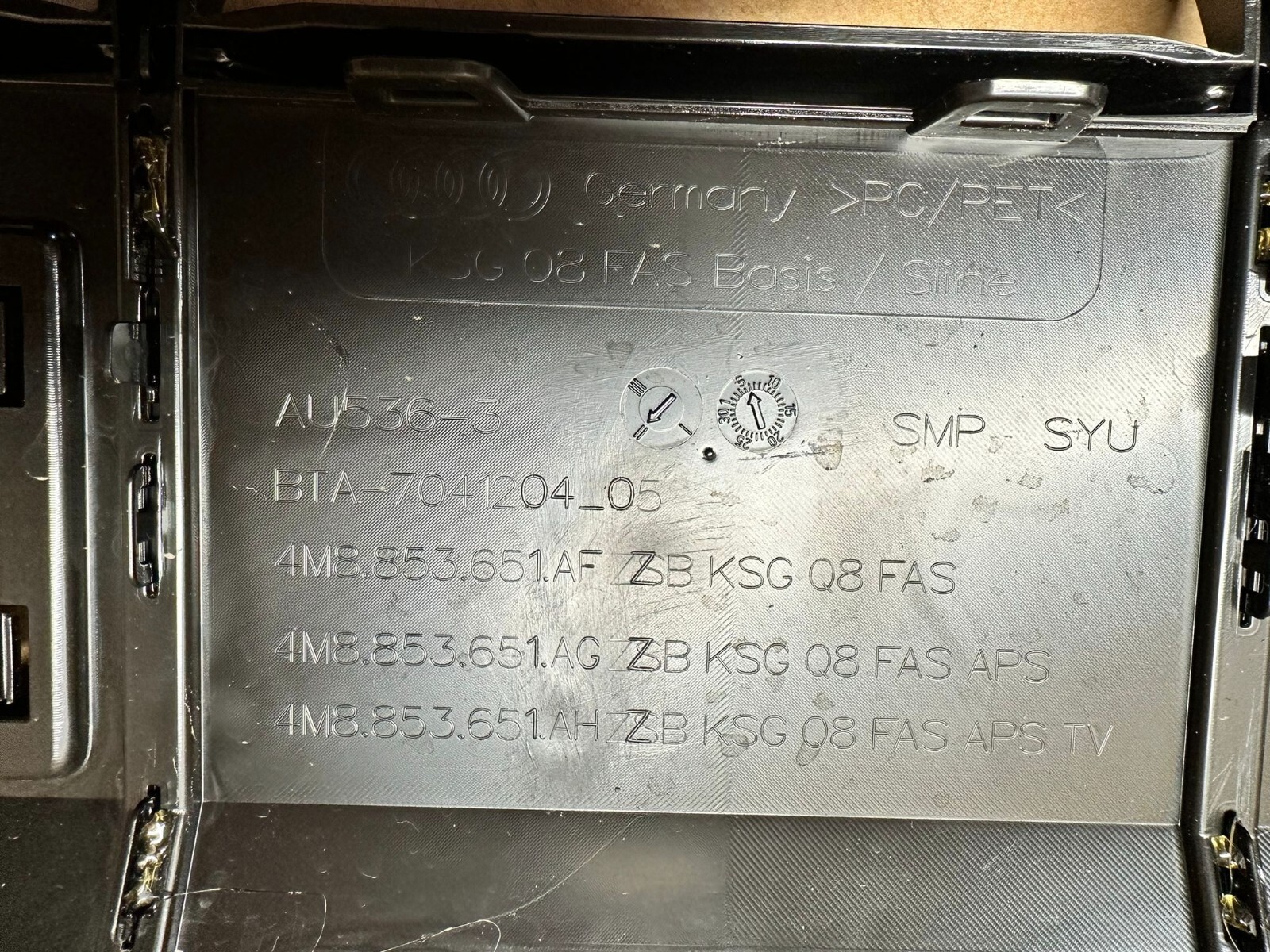 AUDI Q8 KÜHLERGRILL 4M8853651AF 4M8853651AG 4M8853651AH ORIGINAL NO.1 - Obrázek 3