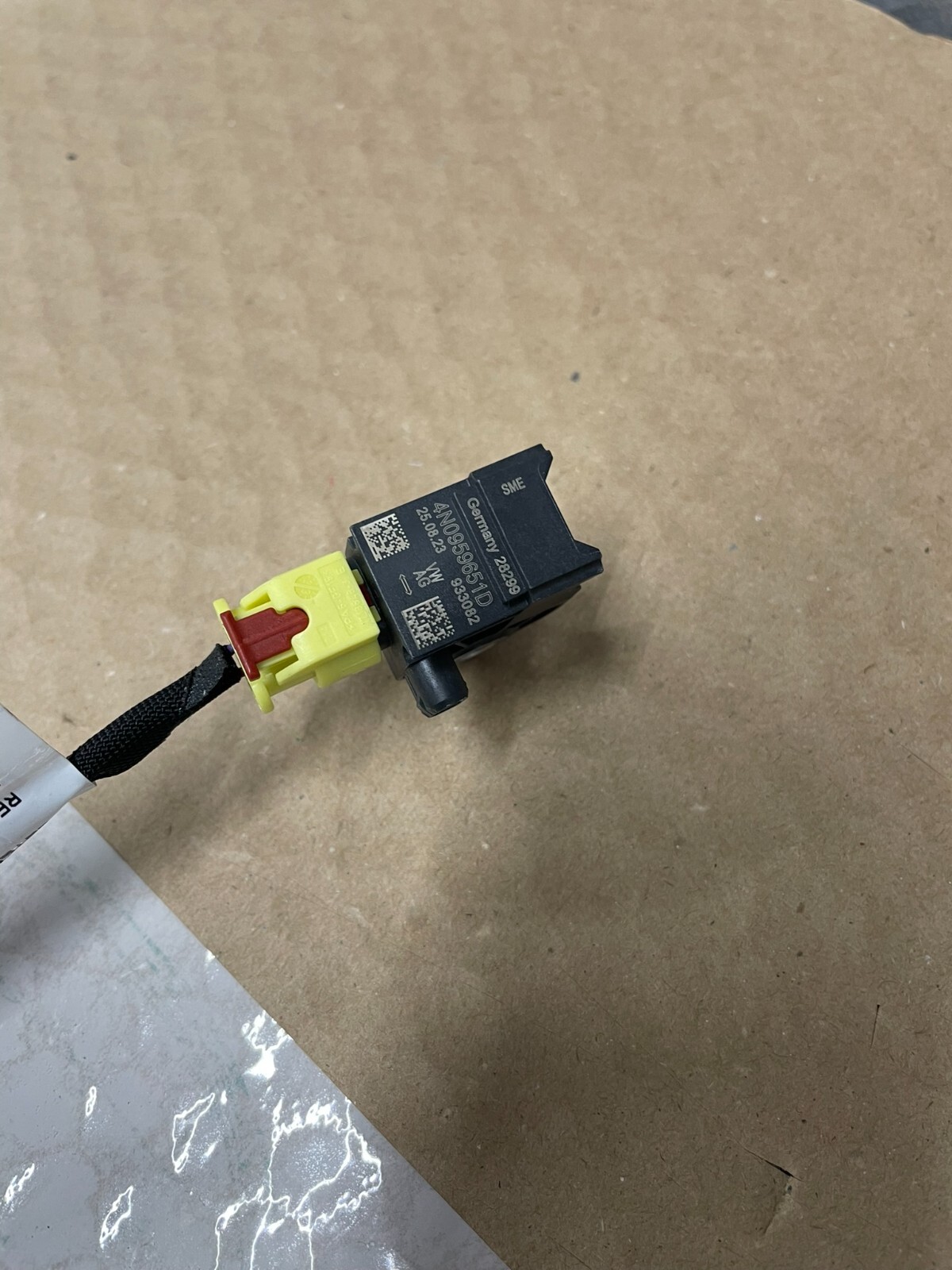 AUDI Q8/RSQ8 CRASHSENSOR AIRBAG 4N0959651D+KABEL FÜR STOSSSTANGE VORN 4M8971677A - Obrázek 15