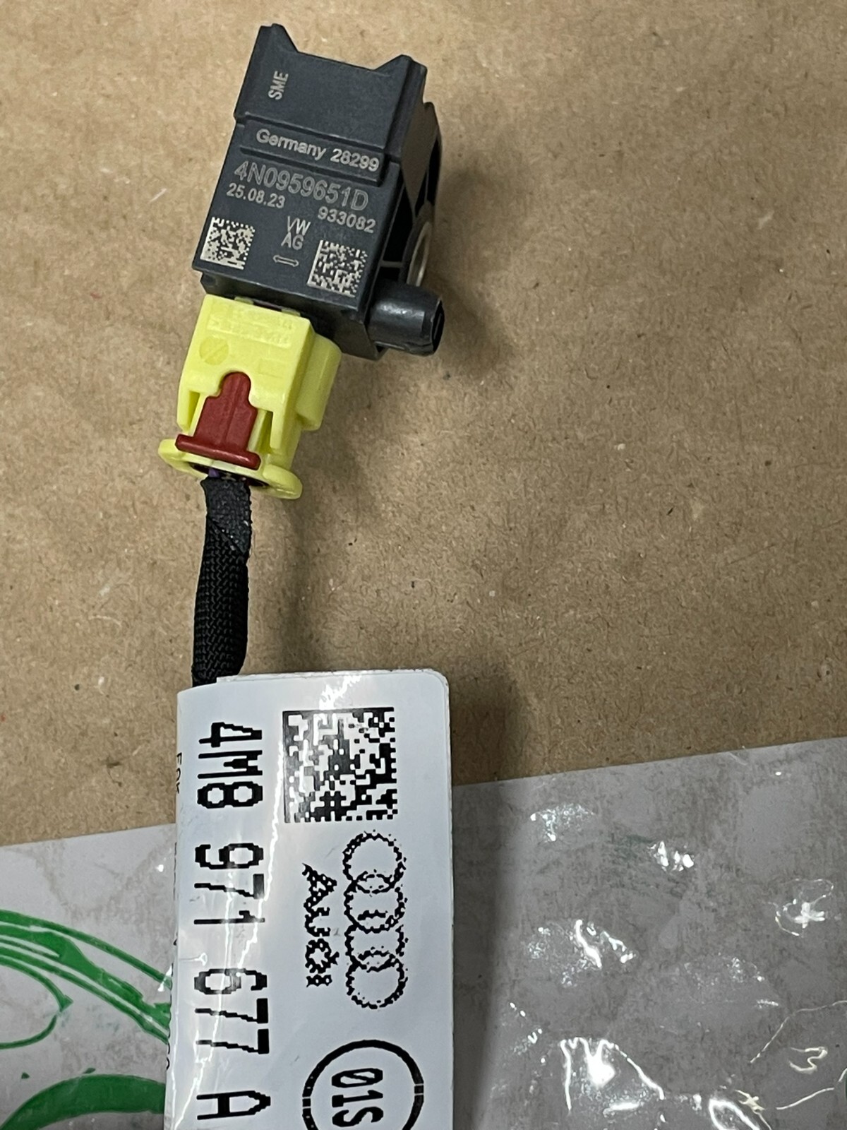 AUDI Q8/RSQ8 CRASHSENSOR AIRBAG 4N0959651D+KABEL FÜR STOSSSTANGE VORN 4M8971677A - Obrázek 8