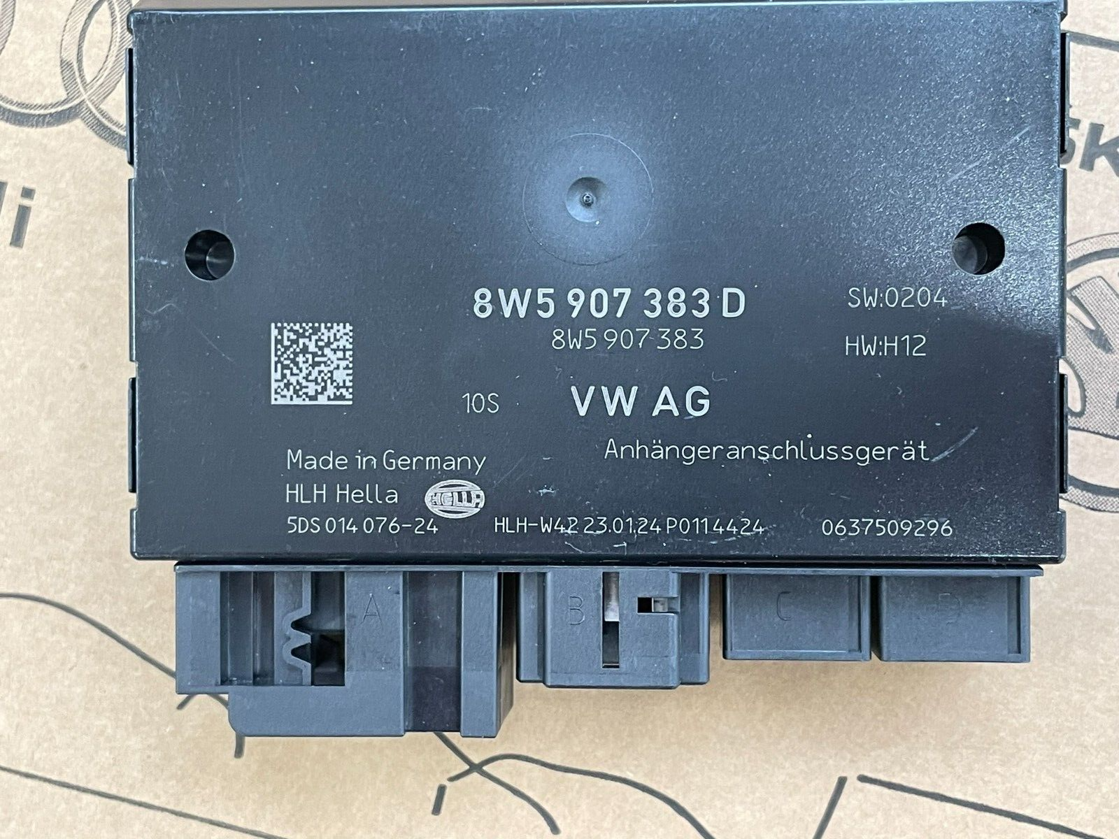 AUDI VW STEUERGERÄT FÜR ANHÄNGERERKENNUNG 8W5907383D ORIG.NEU!!! - Obrázek 4