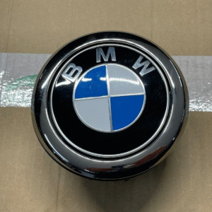 BMW 1 ER F20 HECKKLAPPE EMBLEMBETÄTIGUNG SCHLIESSSYSTEM 51247270728 TEST CAR BMW
