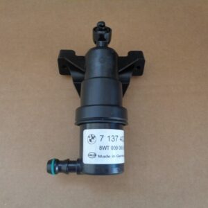 BMW 7 WASCHWASSERDÜSE SCHEINWERFERREINIGUNG VORNE RECHTS 6167 7137402 ORIG.NEU !