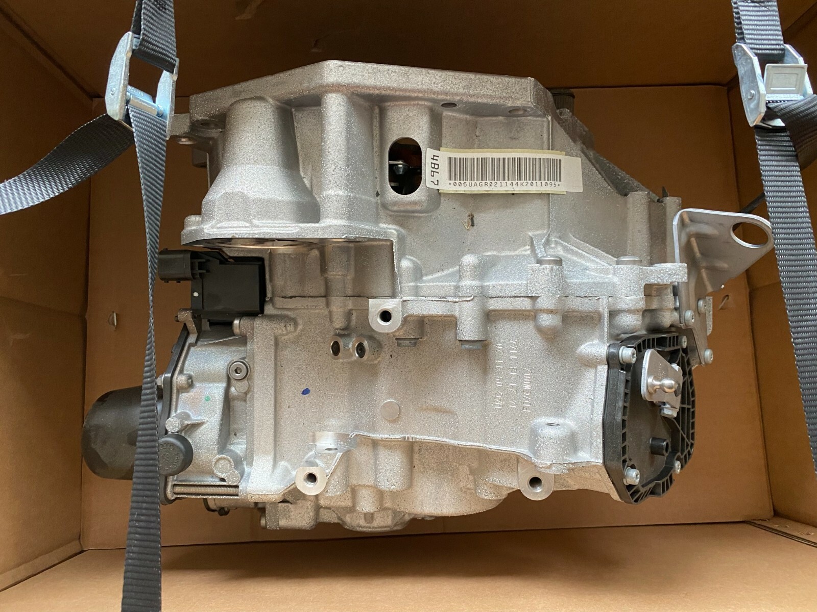 DSG AUTOMATIC GETRIEBE UAG AUDI A1,Q2,A3 ORIG. NEU - Obrázek 3