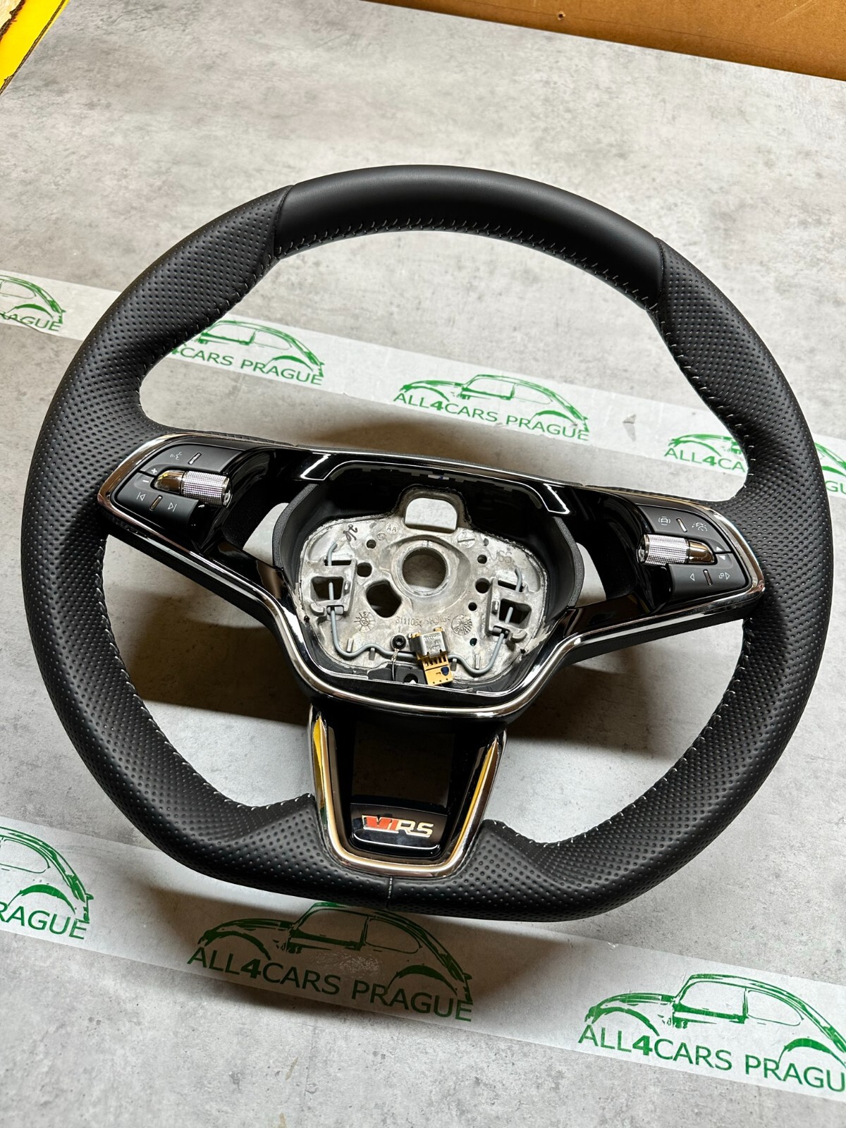 LENKRAD SKODA RS OCTAVIA IV, KODIAQ, SUPERB DSG MULTIFUNKTION LEDER 5E3419093AD - Obrázek 3