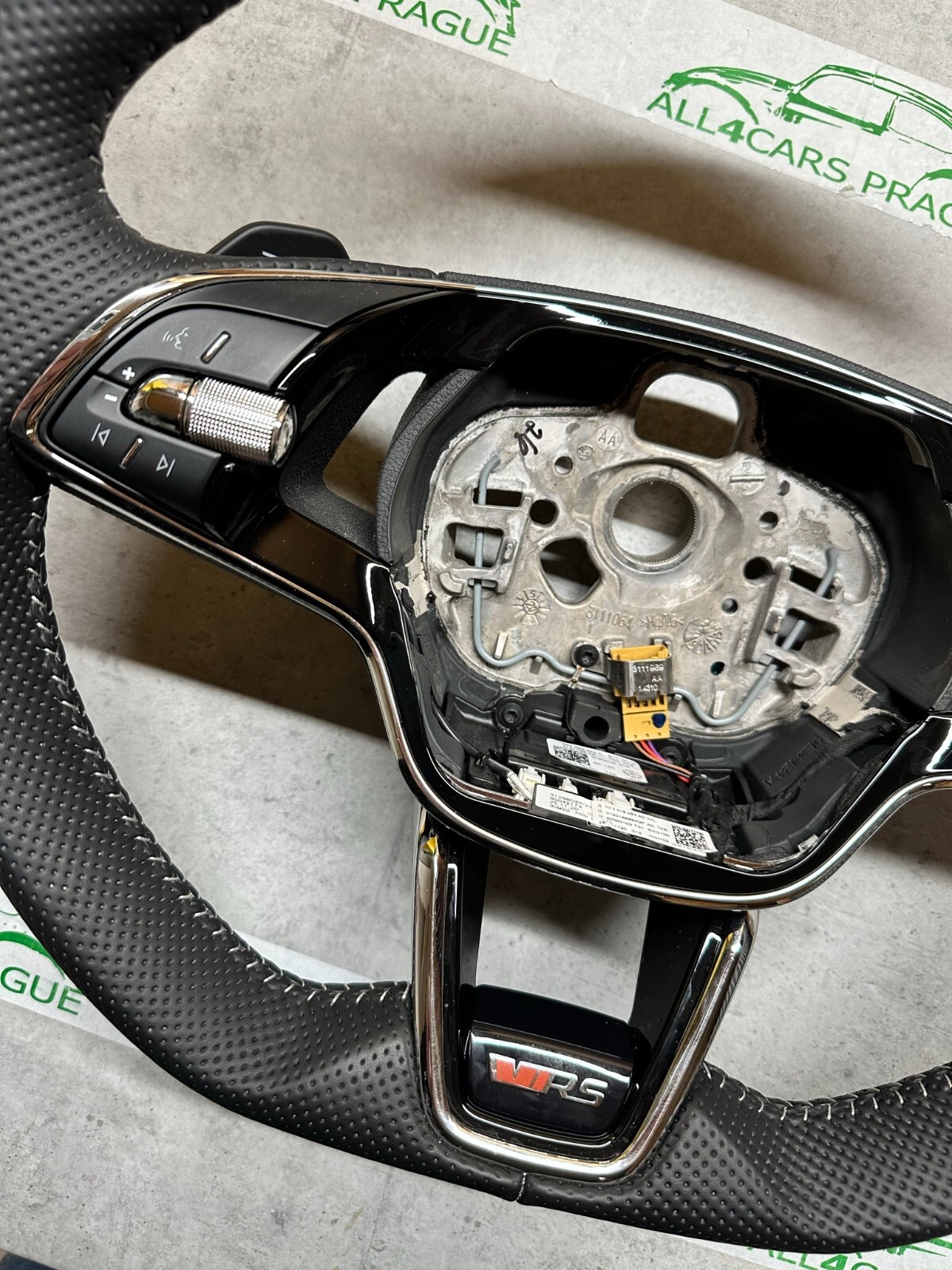 LENKRAD SKODA RS OCTAVIA IV, KODIAQ, SUPERB DSG MULTIFUNKTION LEDER 5E3419093AD - Obrázek 5