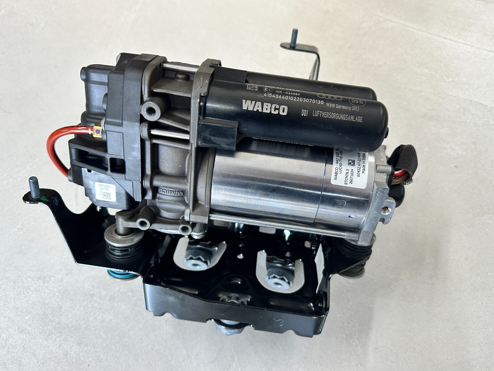 LUFTFEDERUNG KOMPRESOR LAMBORGHINI URUS 4M0616005H ORIGINAL NEU - Obrázek 13
