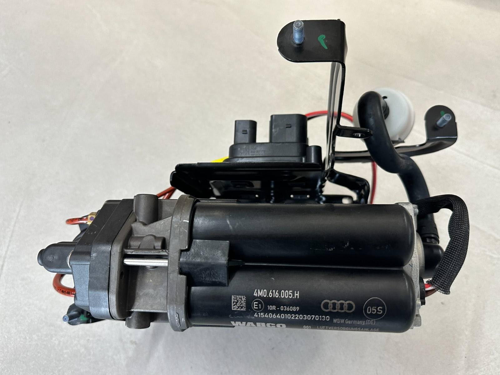 LUFTFEDERUNG KOMPRESOR LAMBORGHINI URUS 4M0616005H ORIGINAL NEU - Obrázek 10