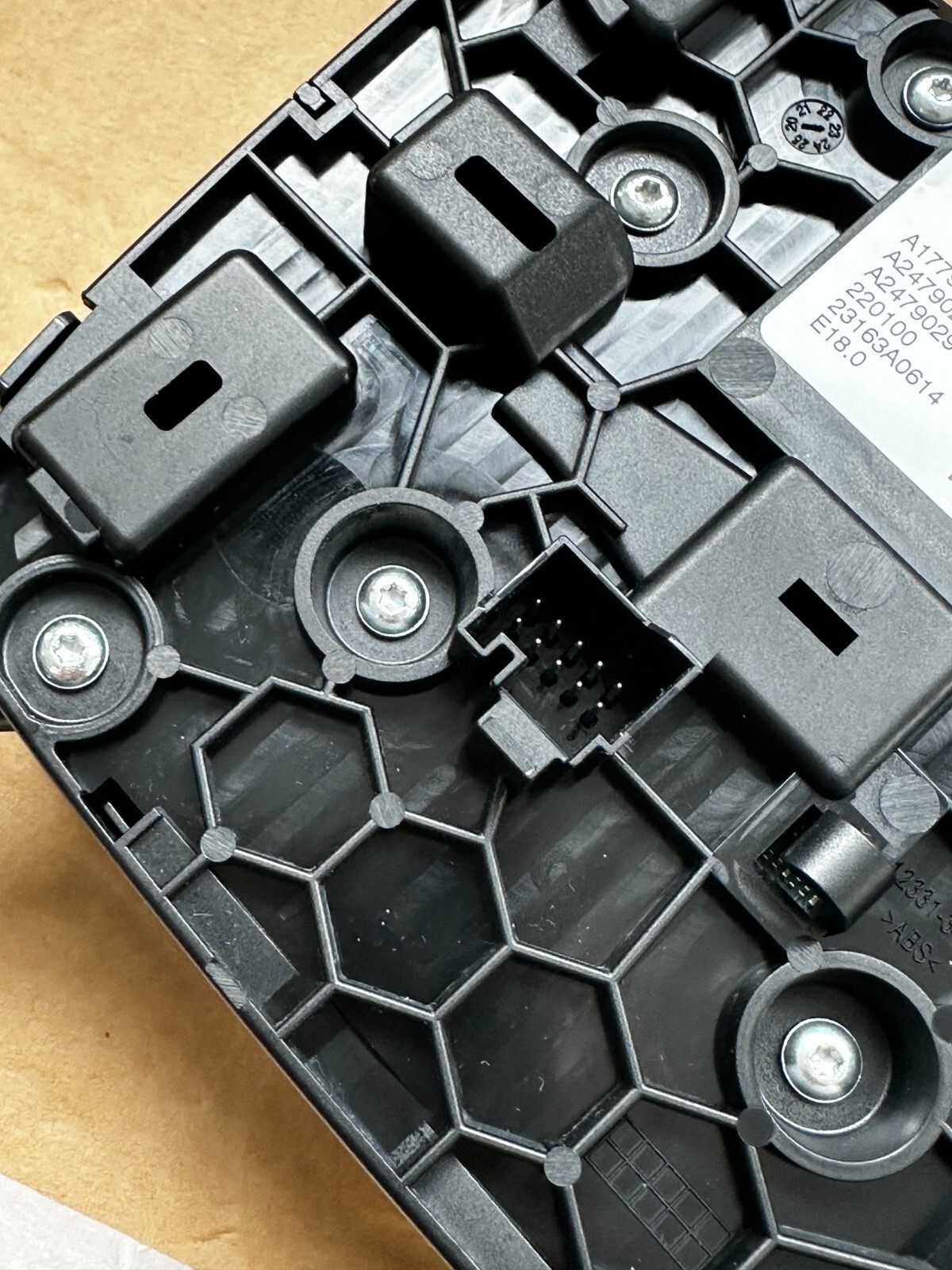 MERCEDES BENZ A-KLASS TOUCHPAD CONTROLER A1779005916 Fast Neu dem v Test Car ... - Obrázek 14