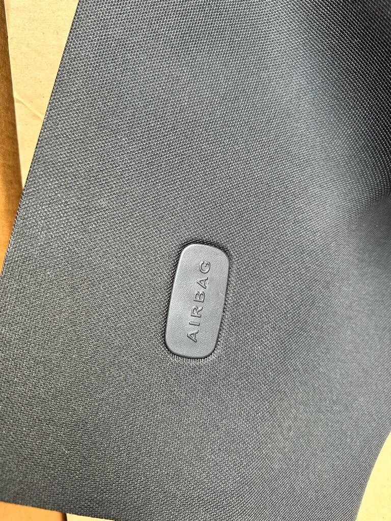 MERCEDES BENZ C W205 A +B + C PILLAR TRIM BLACK A205 69 06 101......SET - Obrázek 11