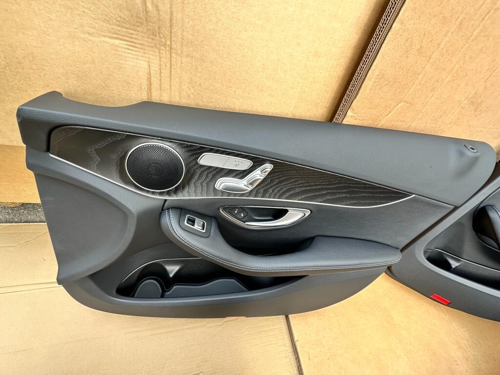 MERCEDES C W205 LEDER SPORT SITZEN KOMPLET NEU DEMONT VOM TEST CAR 147 Km, LIM.6 - Obrázek 19