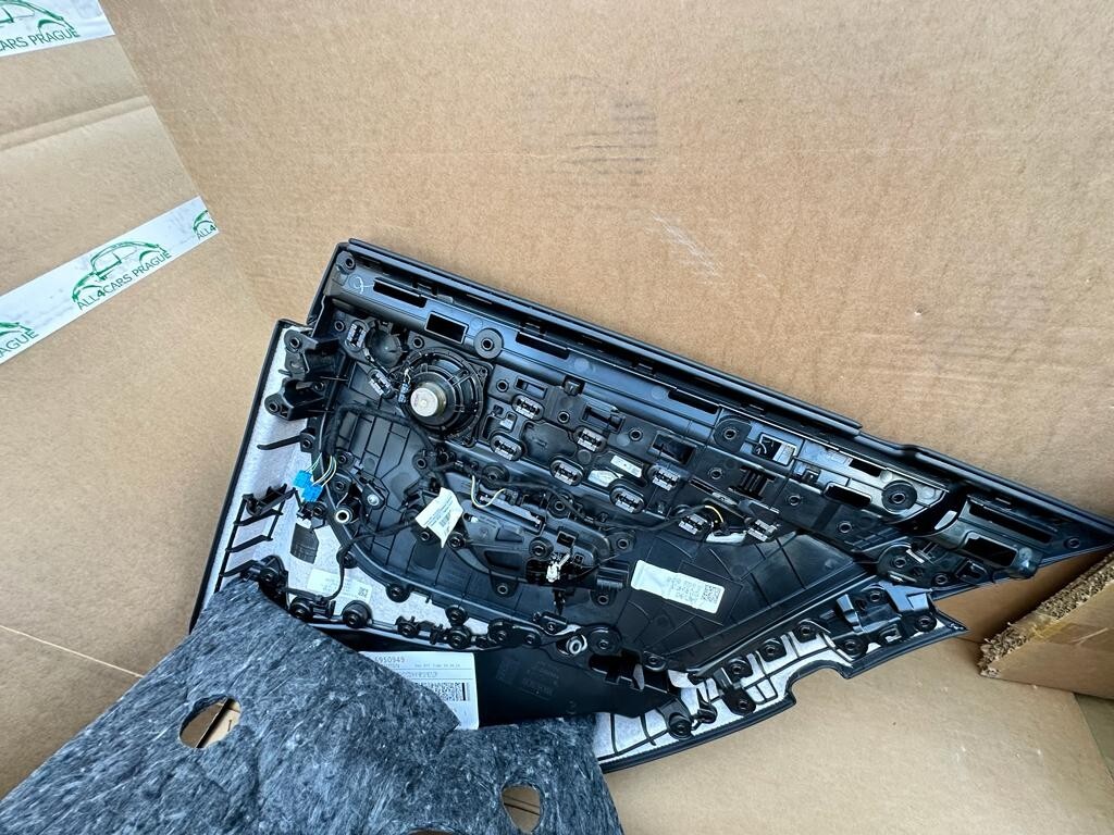 MERCEDES C W205 LEDER SPORT SITZEN KOMPLET NEU DEMONT VOM TEST CAR 147 Km, LIM.6 - Obrázek 24