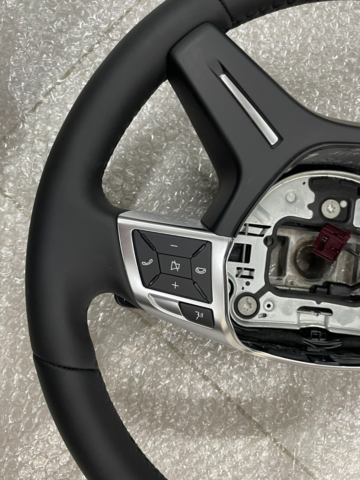 MERCEDES LEDER LENKRAD SCHWARZ SCHALTWIPPEN A2464605503 FAST NEU D V TEST WAGEN - Obrázek 13