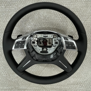 MERCEDES LEDER LENKRAD SCHWARZ SCHALTWIPPEN A2464605503 FAST NEU D V TEST WAGEN