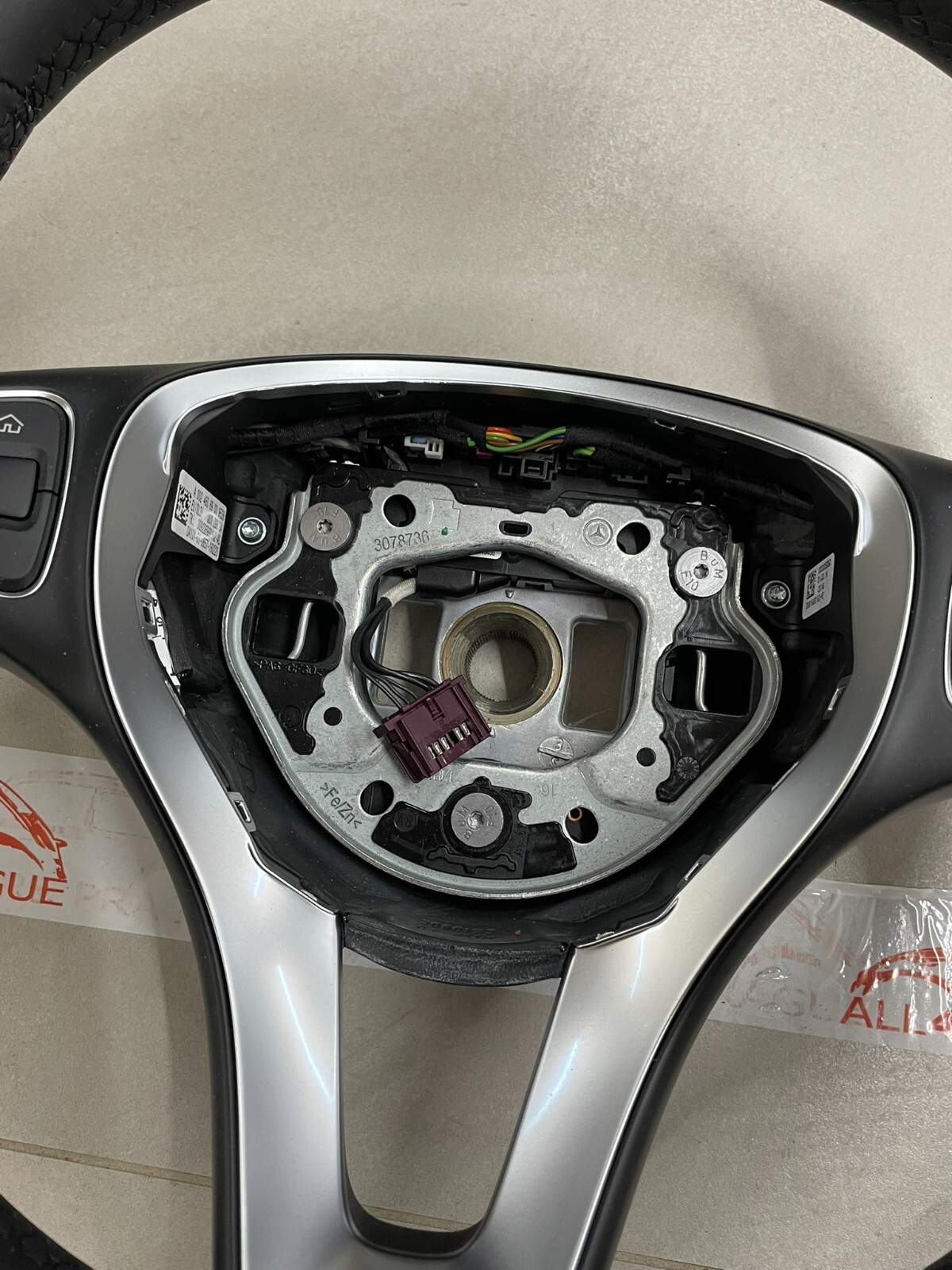 MERCEDES W 205 C 253 GLC SPORT LEDER LENKRAD MIT PADELS A0024606903 FAST NEU ... - Obrázek 12