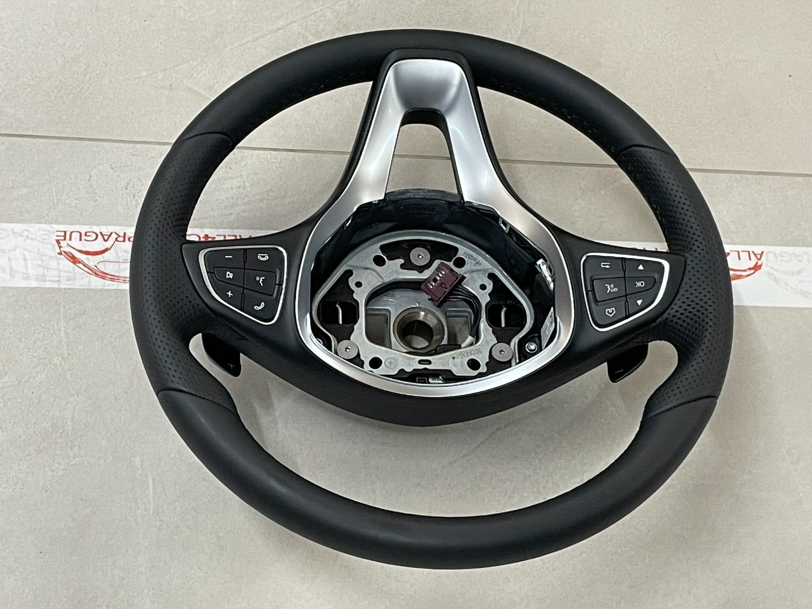 MERCEDES W 205 C 253 GLC SPORT LEDER LENKRAD MIT PADELS A0024606903 FAST NEU ... - Obrázek 9