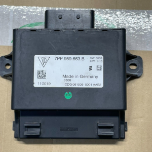 PORSCHE CAYENNE 92A VW TOUAREG 7P SPANNUNGS STEUERGERÄT 7PP959663B = 7PP959663C